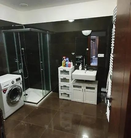 Moser Apartment *